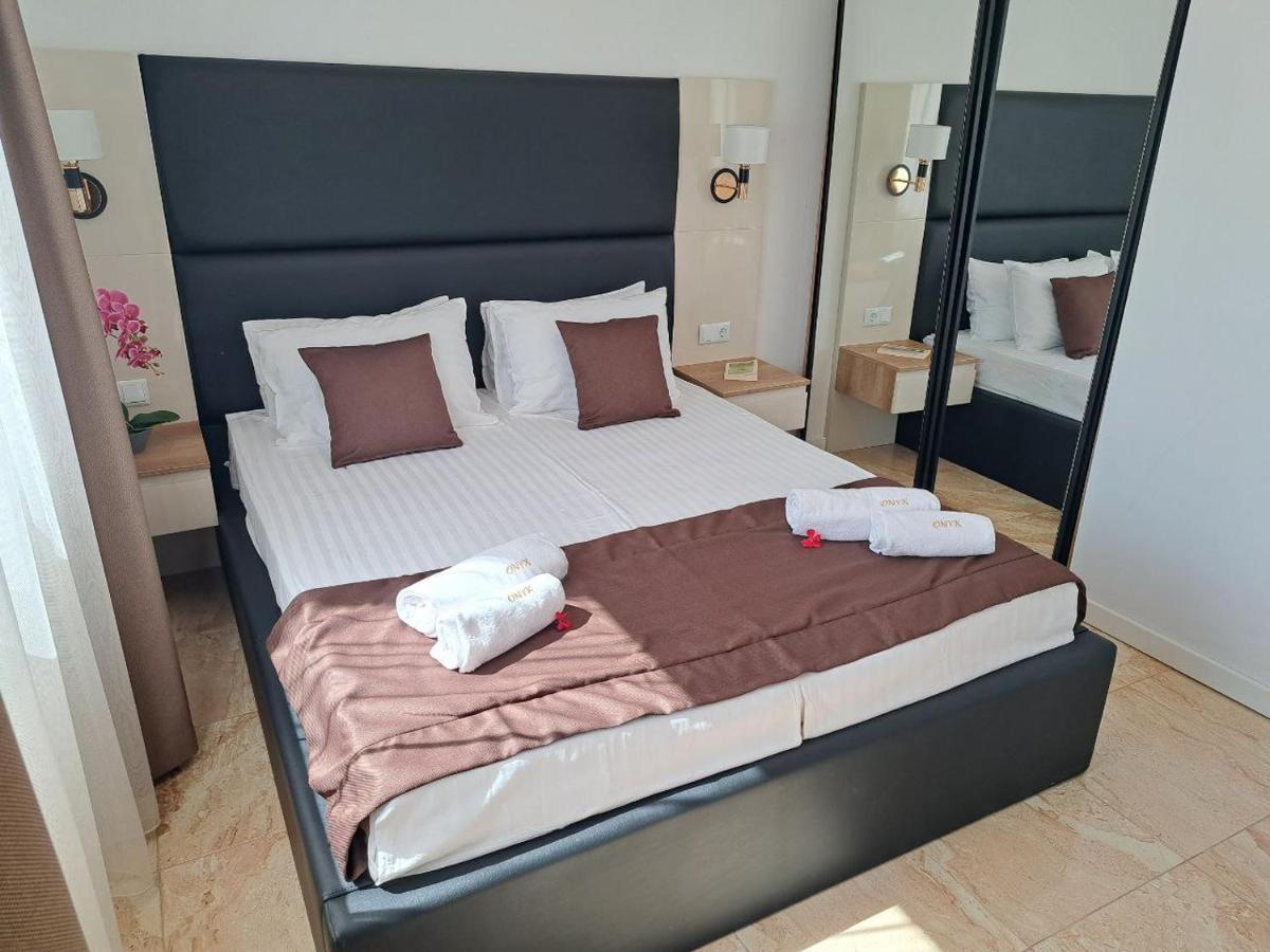 Onyx 2 Private Apartments Sveti Vlas Exterior foto